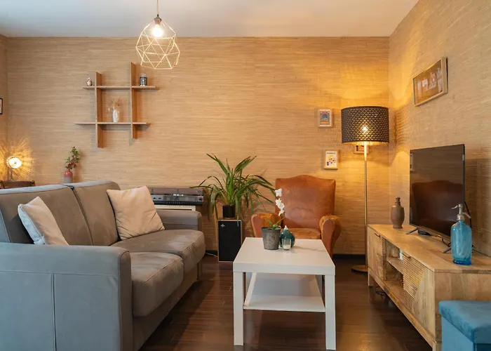 Le Pavillon Flace * Souligne-Flace